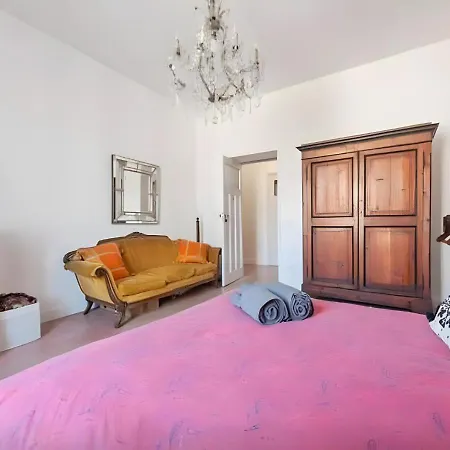 The Artful Retreat * Rome
